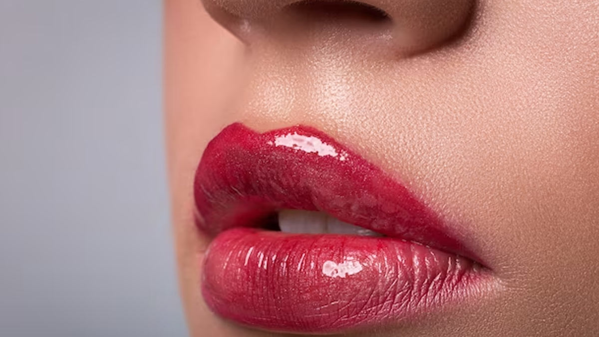 Dark Lips: உதடுகளின் கருமை நீங்கி இளஞ்சிவப்பாக மாற இதை செய்யவும்!